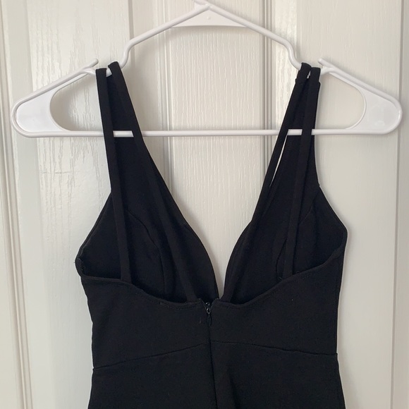 Lulu’s Dress - Picture 3 of 5